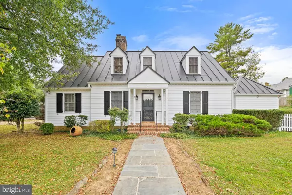 Middleburg, VA 20117,12 CHINN CT