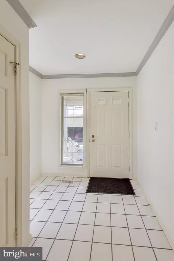 Gaithersburg, MD 20886,20101 TINDAL SPRINGS PL