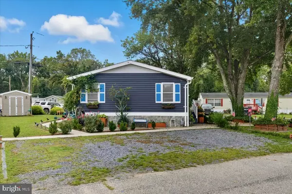 Lothian, MD 20711,76 PATUXENT MOBILE EST