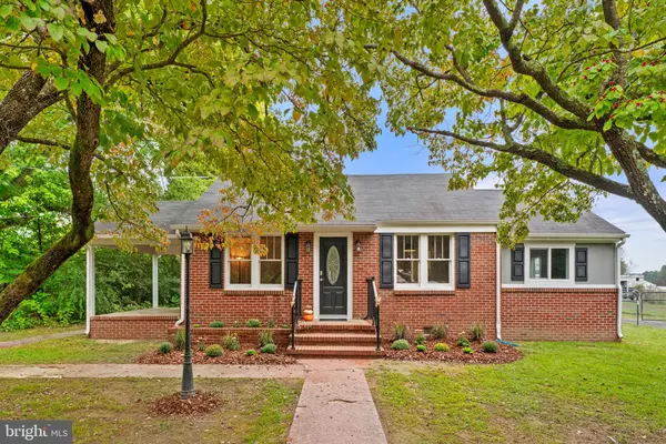 King George, VA 22485,10048 DAHLGREN RD