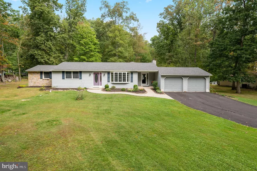 1710 JOANNE DR, Quakertown, PA 18951