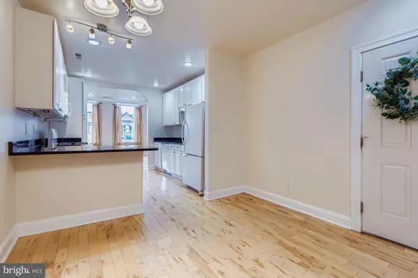 Baltimore, MD 21217,2219 EUTAW PL #3