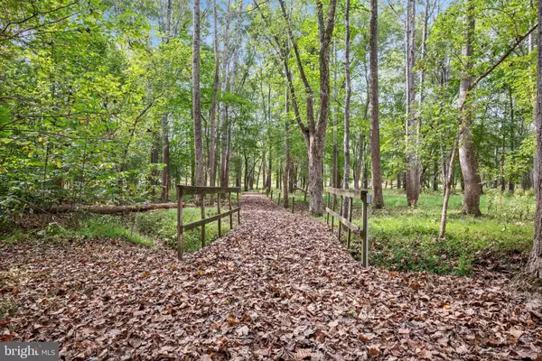 Hedgesville, WV 25427,97 ELNINA DR