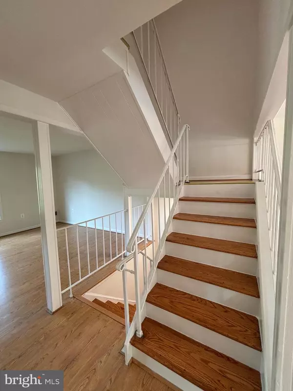 Alexandria, VA 22309,7912 CENTRAL PARK CIR