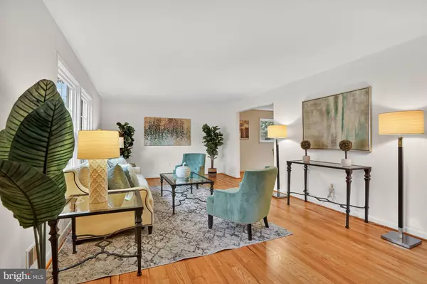 Bethesda, MD 20817,9810 HOLMHURST RD