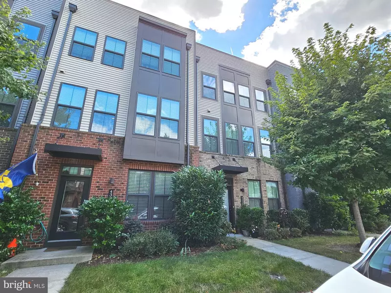 43303 JOHN MICHAEL TER, Ashburn, VA 20148