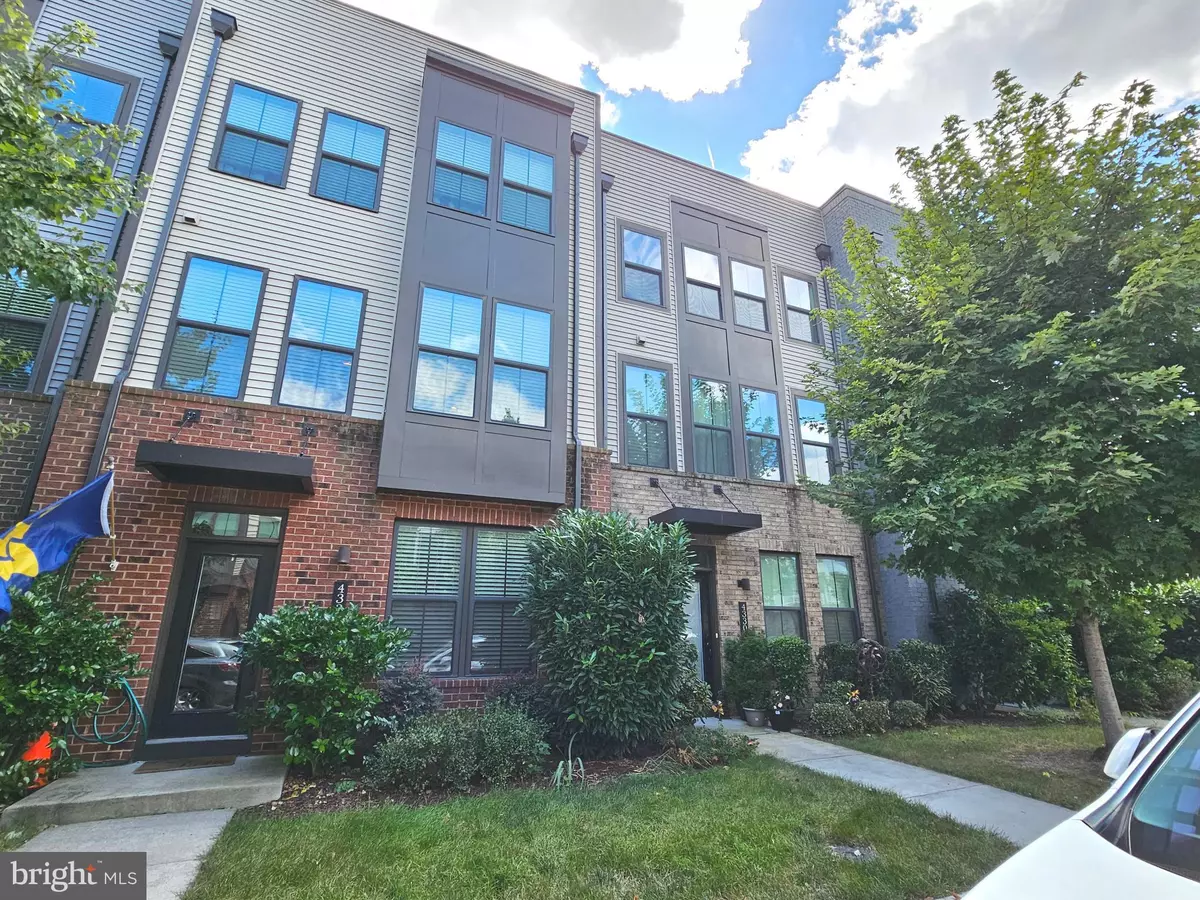 Ashburn, VA 20148,43303 JOHN MICHAEL TER