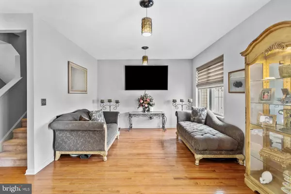 Bensalem, PA 19020,223 SADDLEBROOK DR