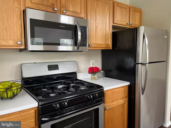 Upper Marlboro, MD 20772,13800 FARNSWORTH LN #5403