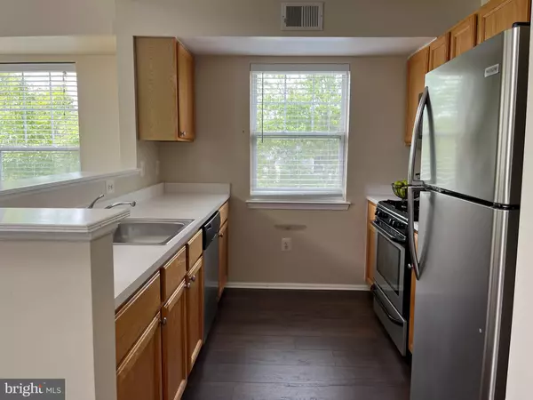 Upper Marlboro, MD 20772,13800 FARNSWORTH LN #5403