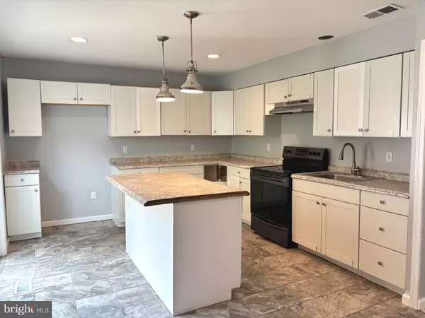 Sicklerville, NJ 08081,52 MEMPHIS CT