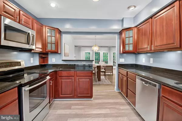 Silver Spring, MD 20902,10808 DRAWBRIDGE CT