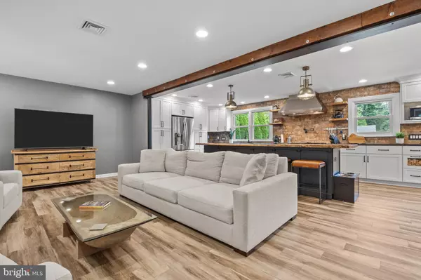 Yardley, PA 19067,494 KEATING DR