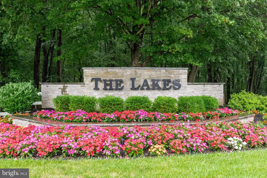 2904-B TARNBROOK DR, Mount Laurel, NJ 08054