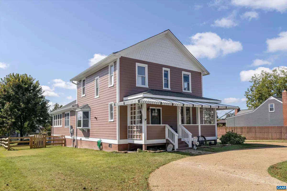 Louisa, VA 23093,128 WEST ST