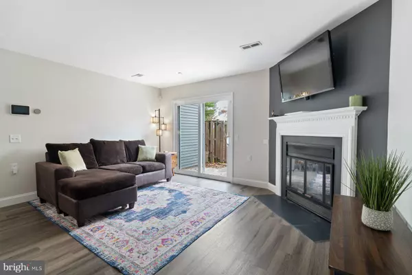 Frederick, MD 21703,5806-G SHADBUSH CT