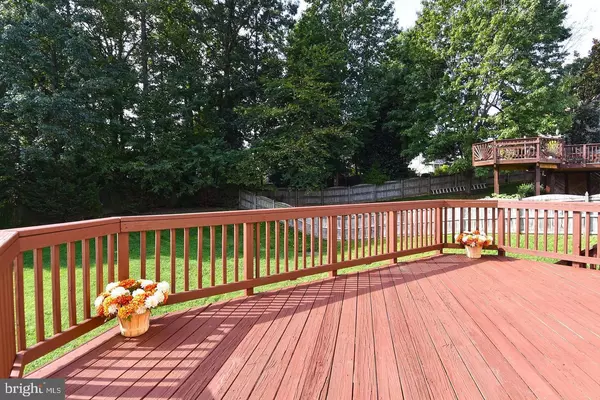 Woodbridge, VA 22193,5337 BOX TURTLE CT