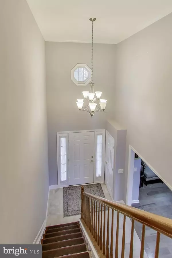 Woodbridge, VA 22193,5337 BOX TURTLE CT