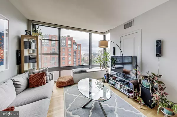 Washington, DC 20001,475 K ST NW #919