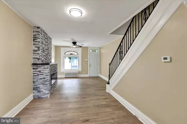 Reading, PA 19604,1323 WALNUT ST