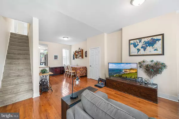 Philadelphia, PA 19122,530 TURNER ST