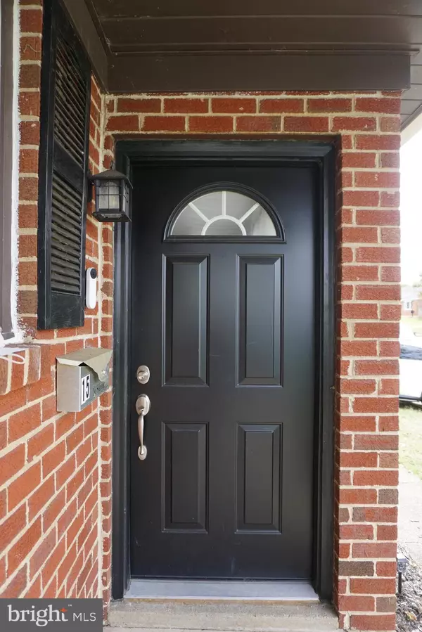 New Castle, DE 19720,15 HARDY RD