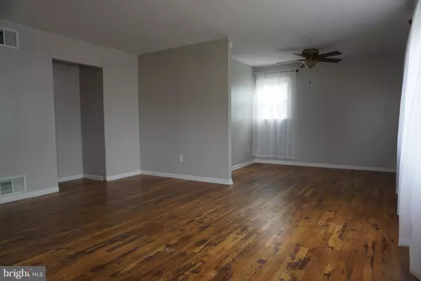 New Castle, DE 19720,15 HARDY RD