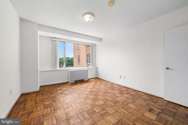 Washington, DC 20016,4301 MASSACHUSETTS AVE NW #6006