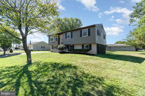 Lebanon, PA 17046,810 OAK LN