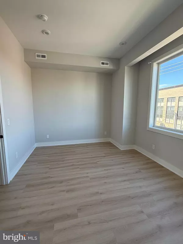 Philadelphia, PA 19125,2421 FRANKFORD AVE #2