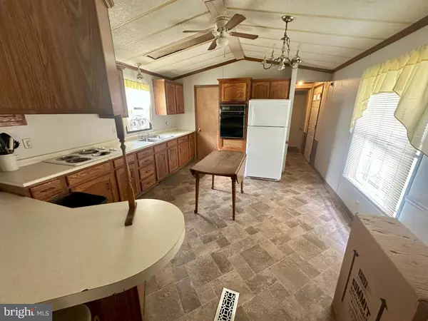 Vineland, NJ 08361,1616 PENNSYLVANIA AVE #98