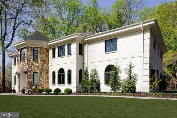 Bethesda, MD 20817,9200 HOLLYOAK DR