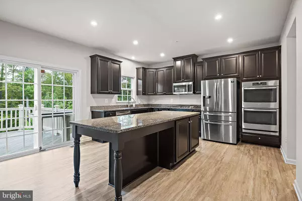 Waldorf, MD 20602,12296 REVOLUTION CT