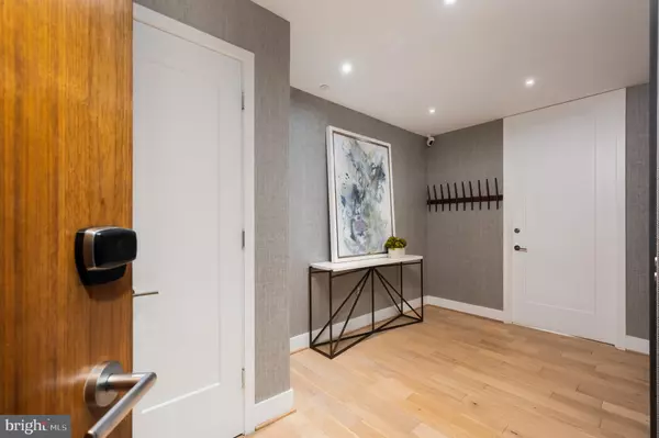 Washington, DC 20024,45 SUTTON SQ SW #306