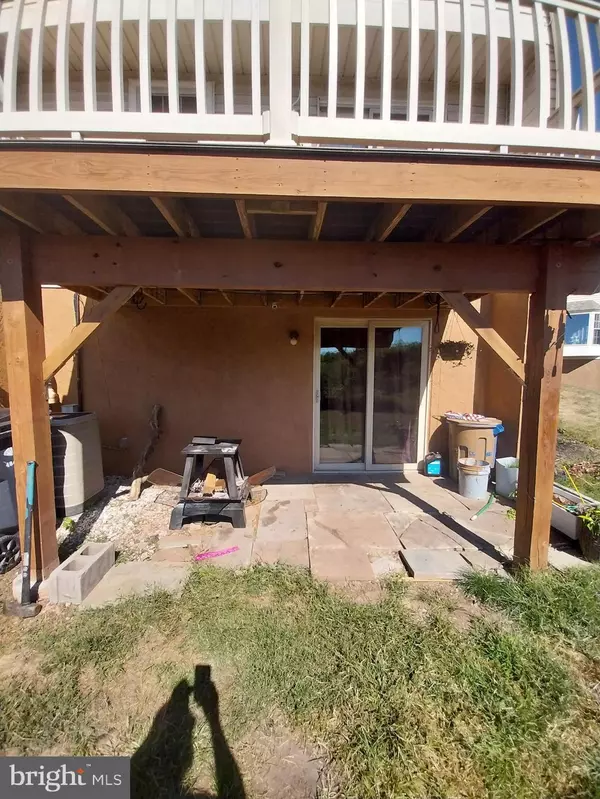 Pottstown, PA 19464,416 PINETREE CT