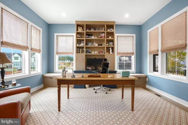 Bethesda, MD 20817,9739 BLUESTAR AVE