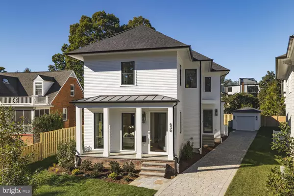 Arlington, VA 22201,630 N KENMORE ST