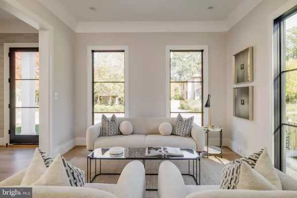 Arlington, VA 22201,630 N KENMORE ST