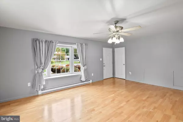 Mechanicsburg, PA 17050,21 SKYPORT RD