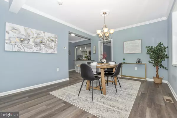 Capitol Heights, MD 20743,404 CEDARLEAF AVE