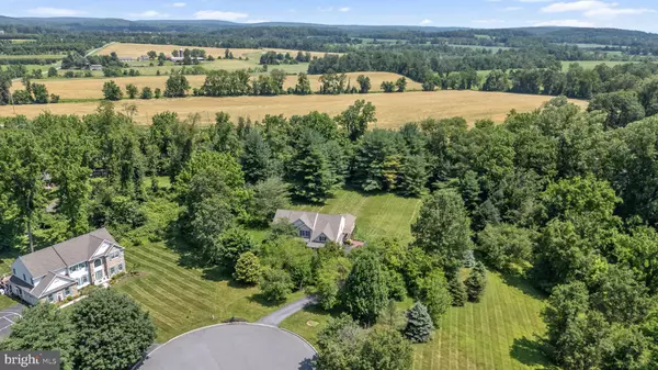 Glenmoore, PA 19343,40 CHANTICLEER