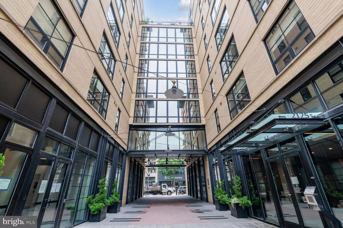 Washington, DC 20009,2125 14TH ST NW #319