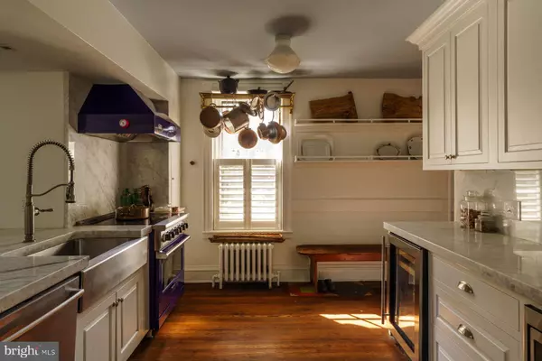 Philadelphia, PA 19118,191 E EVERGREEN AVE