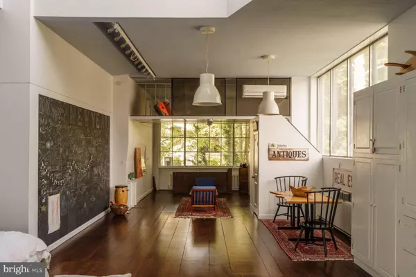 Philadelphia, PA 19118,191 E EVERGREEN AVE