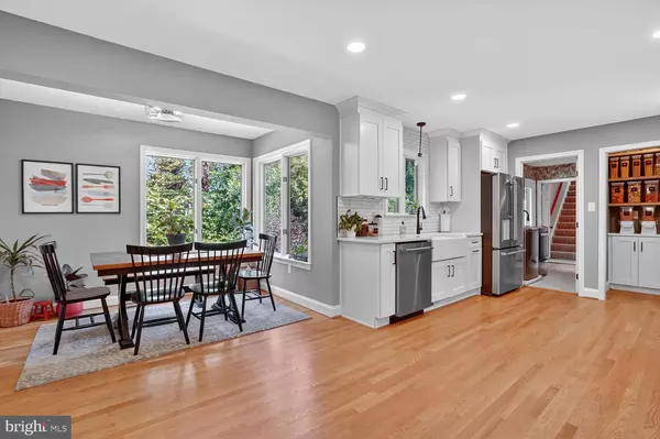 Falls Church, VA 22043,7054 IDYLWOOD RD