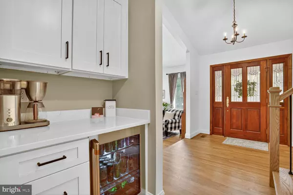 Falls Church, VA 22043,7054 IDYLWOOD RD