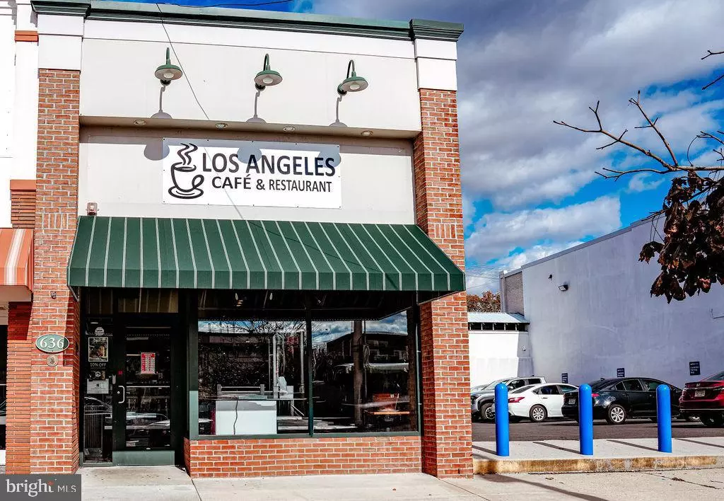 Vineland, NJ 08360,636 LANDIS AVE