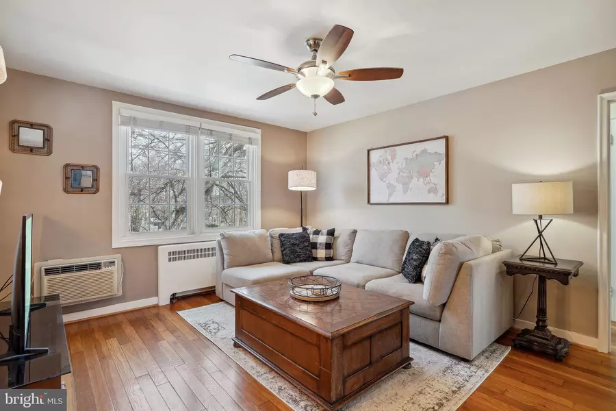 216 N GEORGE MASON DR #216-2, Arlington, VA 22203