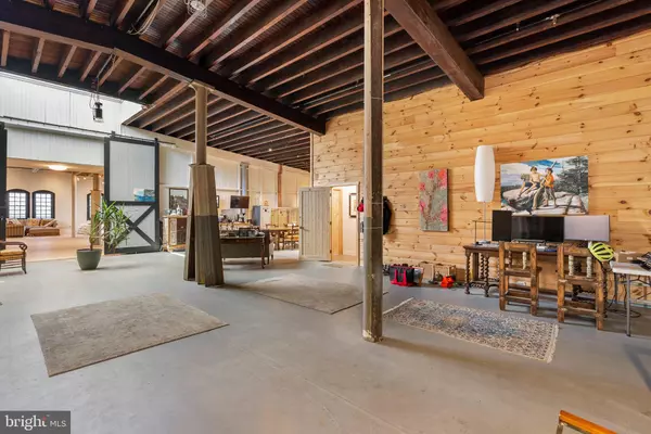 Philadelphia, PA 19121,1521-31 N 31ST ST #300