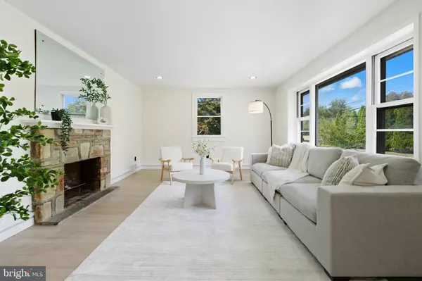 Yardley, PA 19067,151 DOLINGTON RD